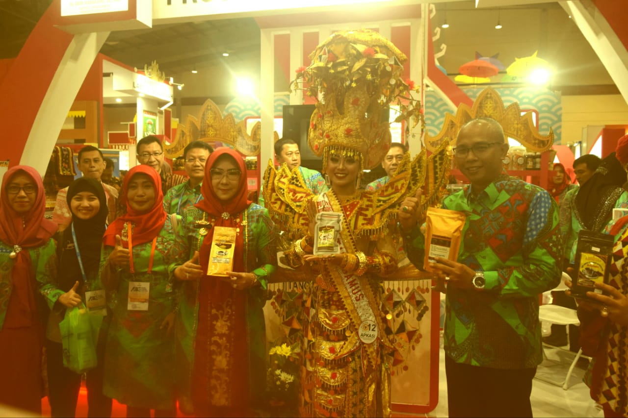 Bupati Tanggamus Hadiri APKASI Otonomi Expo 2019