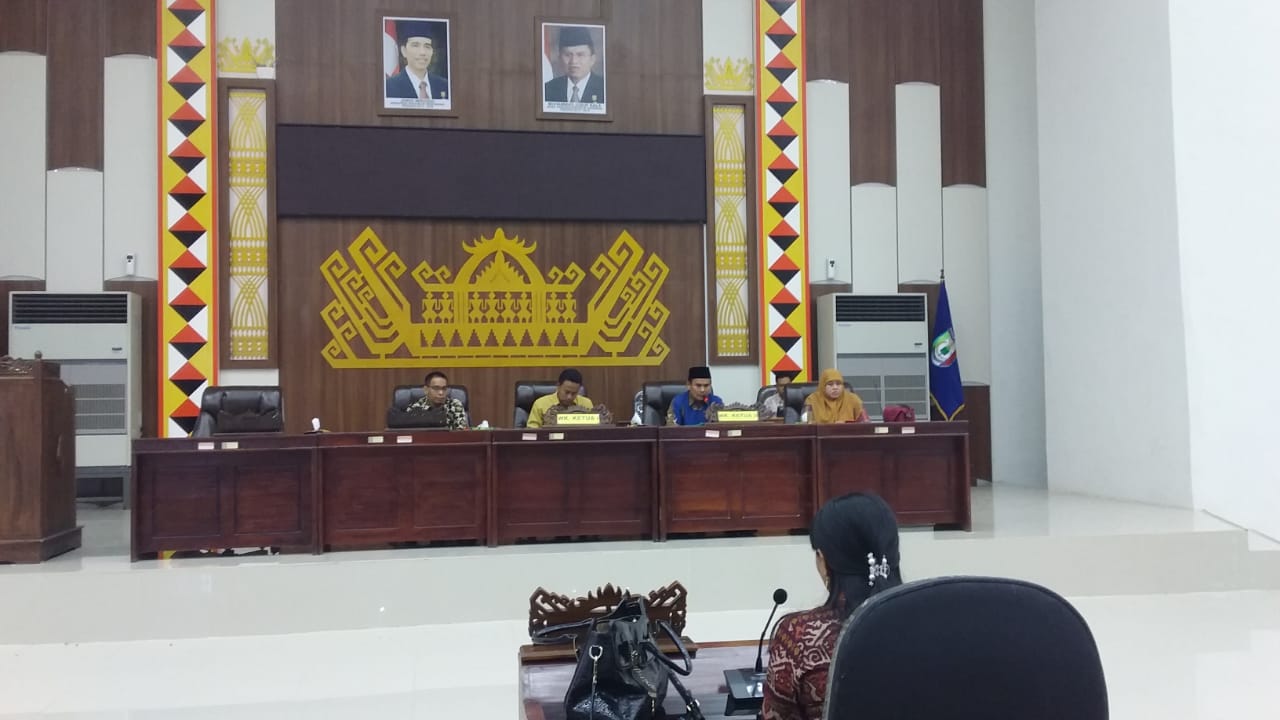 Honorer K2 Geruduk DPRD Pringsewu Terbentur Usia, Tidak Bisa Tes CPNSD