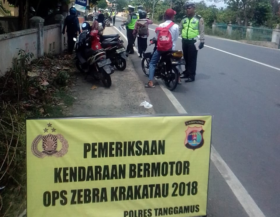 Banyak Pelanggar Bonceng Tiga