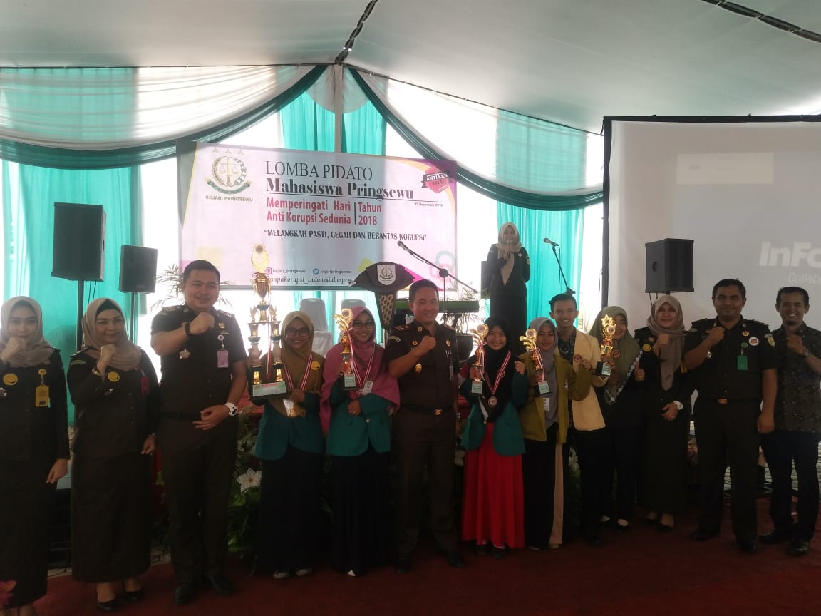 Kejari Pringsewu Sukses Lomba Pidato Tema Korupsi