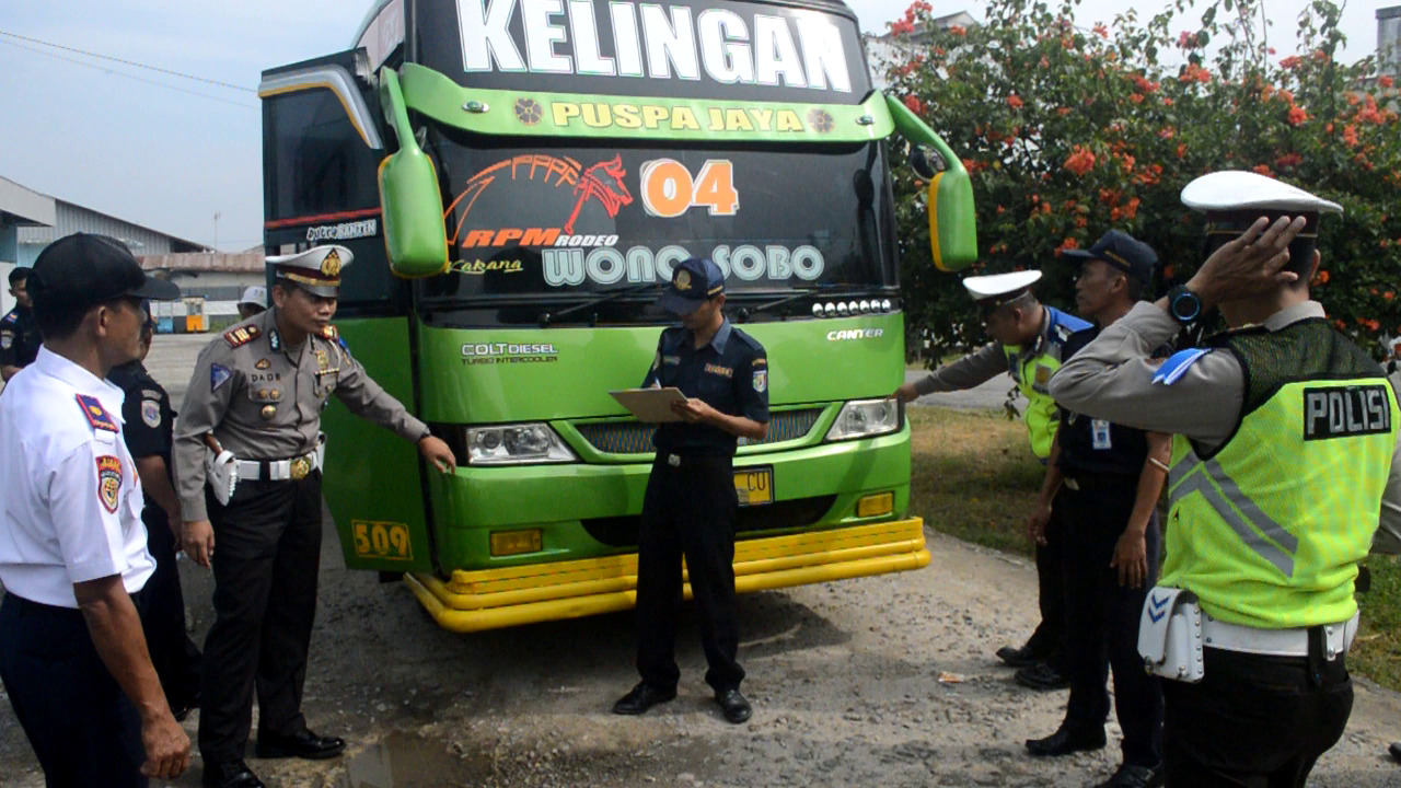 Belasan Bus Tidak Laik Jalan