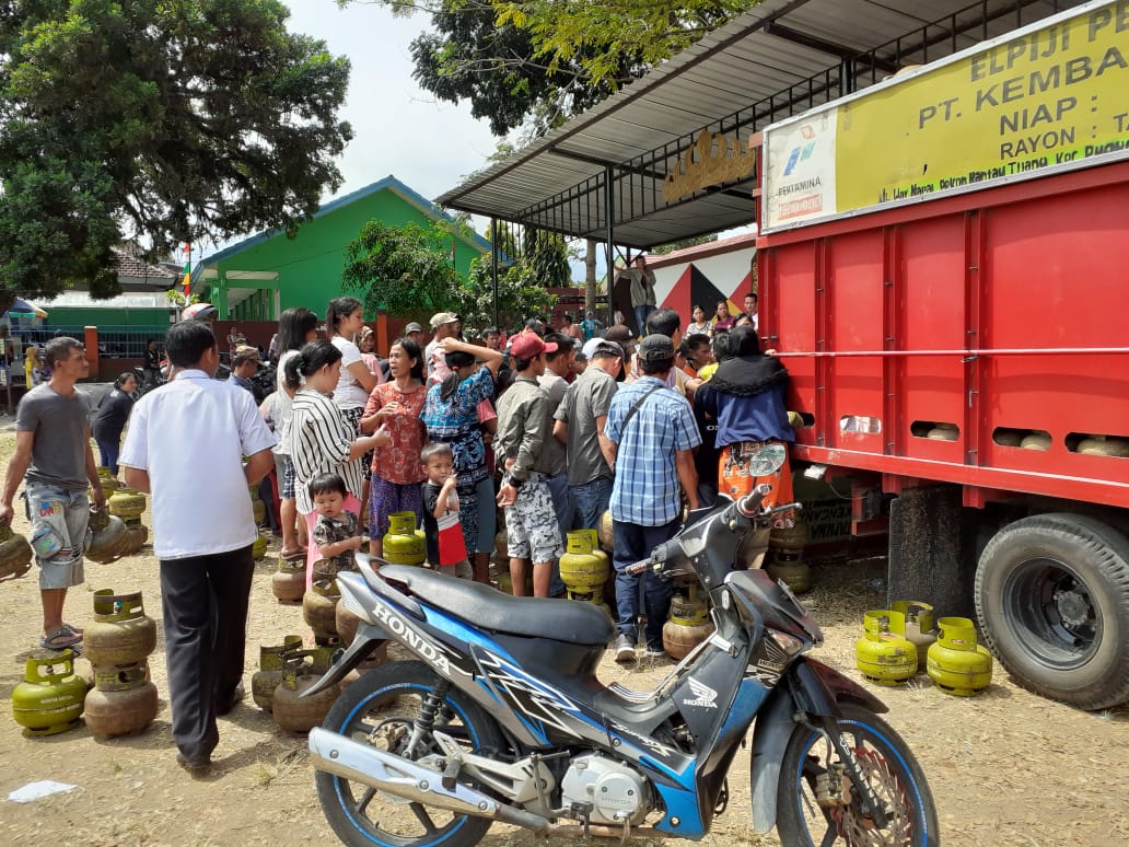 1.120 Tabung Habis Dalam 3 Jam, Banyak Yang Kecewa Karena Tidak Kebagian