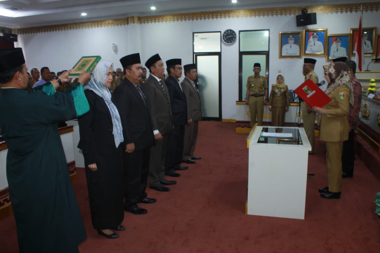 Bupati Tanggamus Kembali Lantik Lima Pejabat