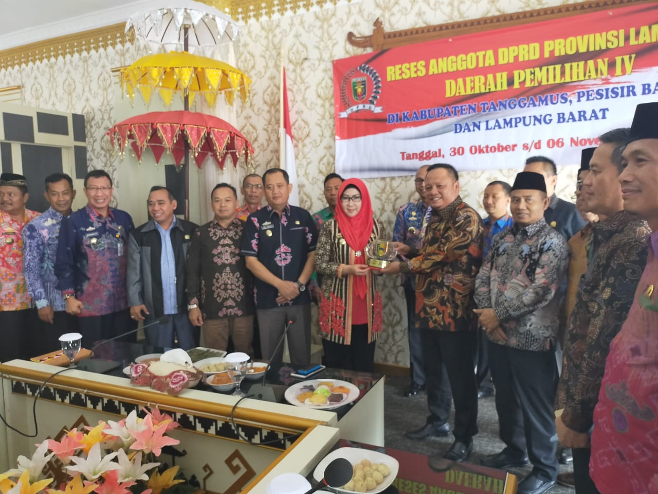 DPRD Lampung Siap Perjuangkan Perbaikan Jalan Provinsi