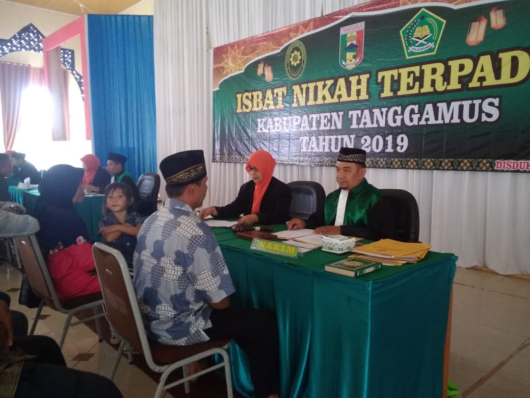 100 Pasutri Ikuti Sidang Isbat Nikah