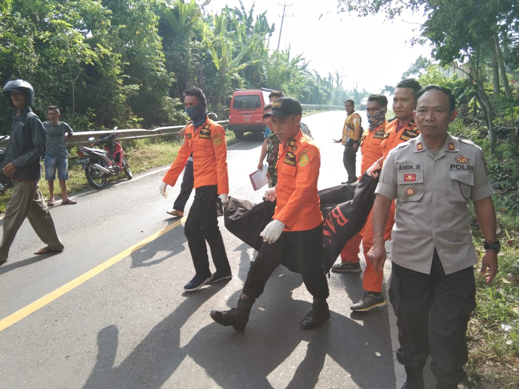 Diduga Korban Tabrak Lari, ODGJ Ditemukan Tewas di Siring