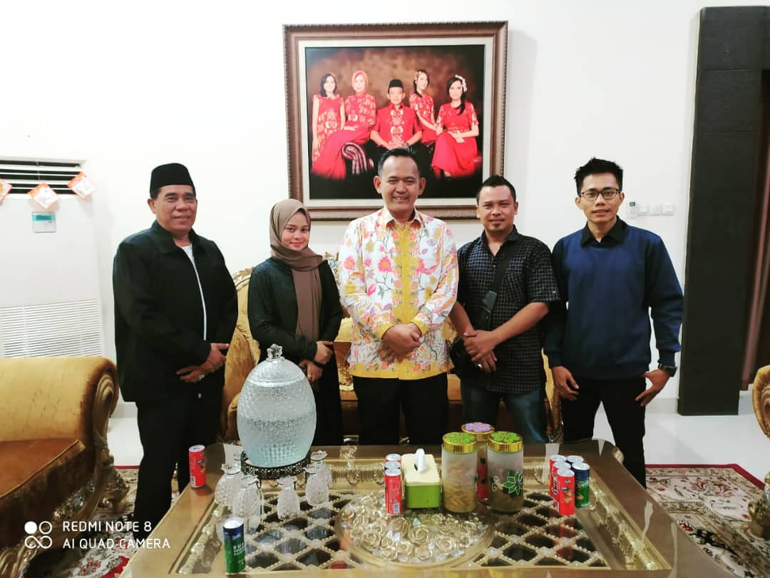 Diva Bakal Pakai Batik Bermotif Kopi di Event Internasional