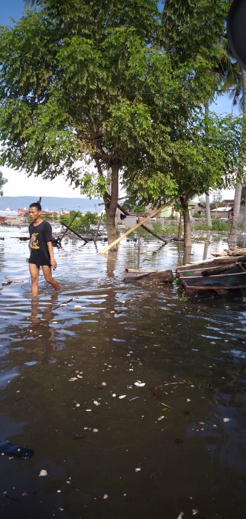 Abrasi Pantai, Pemukiman Warga Terancam