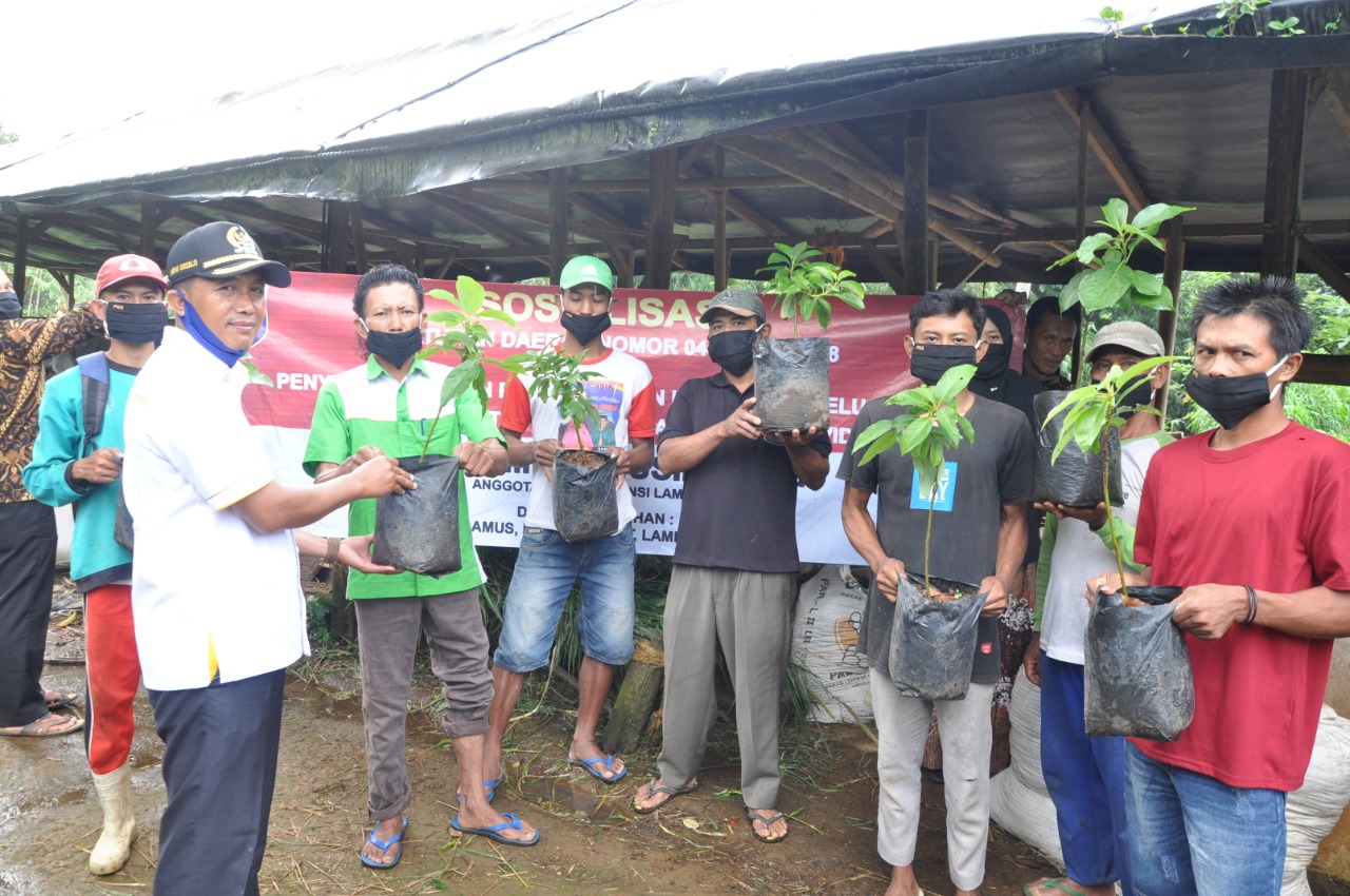 Heni Ajak Masyarakat Perkokoh Ketahanan Keluarga