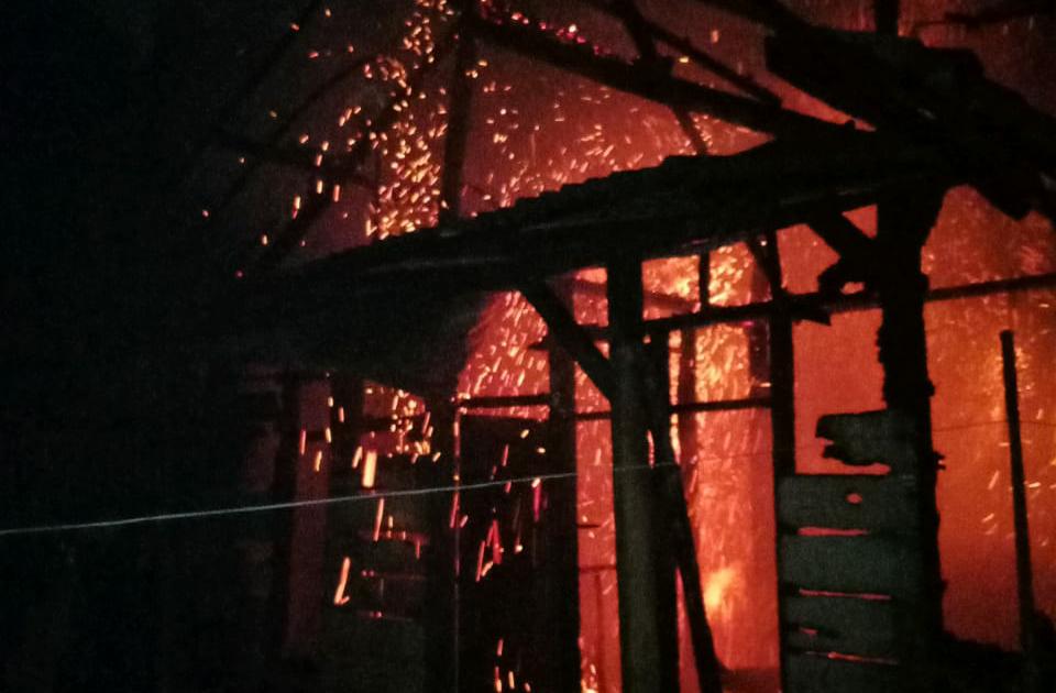 Rumah Semi Permanen Milik Parjono Warga Kutadalom Ludes Terbakar