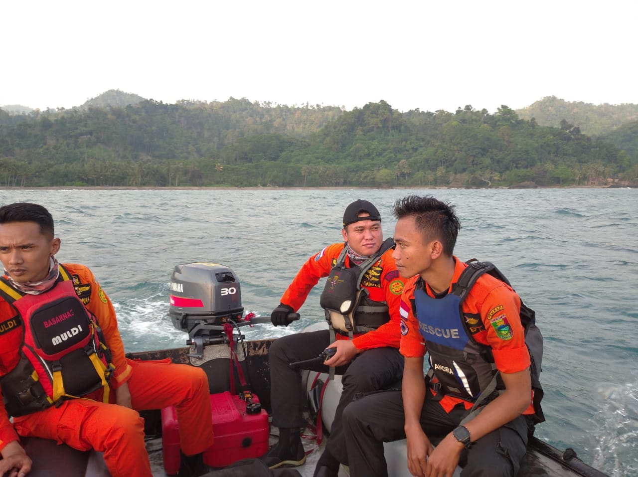 Dua Orang Tenggelam Di Pantai Muara Dua Ketapang