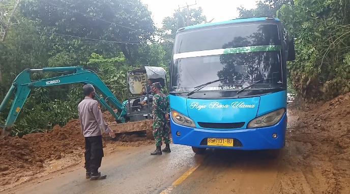 Sistem Buka Tutup, Kendaraan Sudah Bisa Melintas