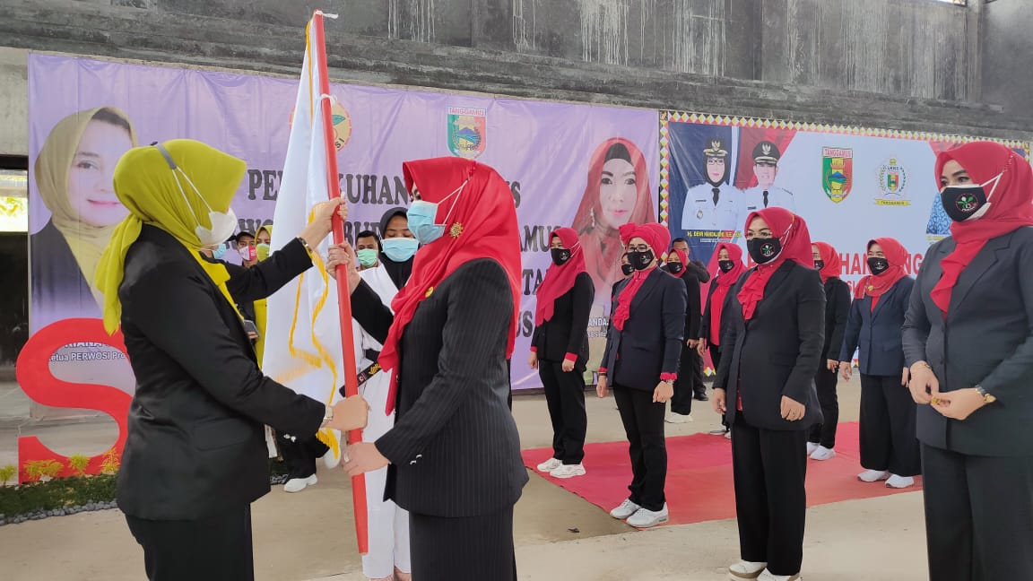 Bupati Tanggamus Dikukuhkan Sebagai Ketua Perwosi