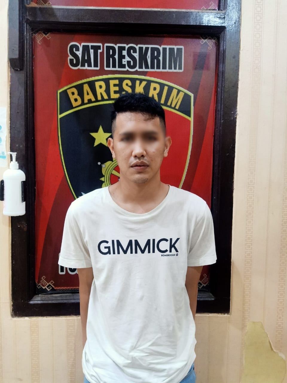 Sebarkan Foto Syur Pacar, MR Ditangkap Polisi