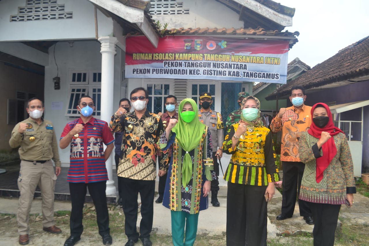 Tim Monitoring Satgas Covid-19 Provinsi Lampung Monitoring Penerapan PPKM di Kabupaten Tanggamus