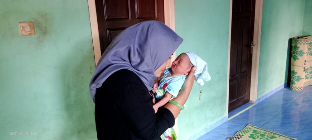 Kommari Kunjungi Bayi Penderita Bibir Sumbing di Air Naningan