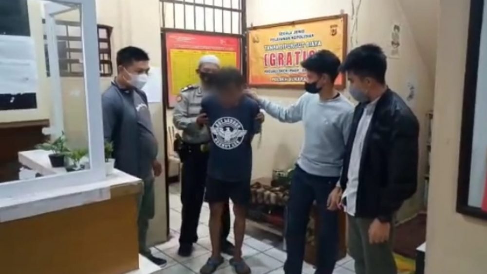 Oknum Guru Ngaji Yang Cabuli Santrinya Ditangkap di Sukabumi