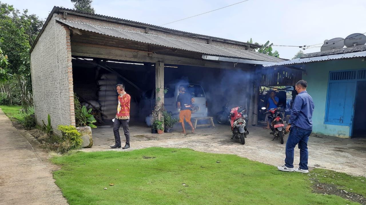 DBD Meningkat, Pekon Kutodalom Lakukan Fogging