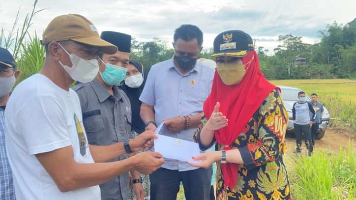 Bupati Perintahkan Dinas PUPR Hitung Estimasi Pembangunan Jembatan Permanen di Ulusemong