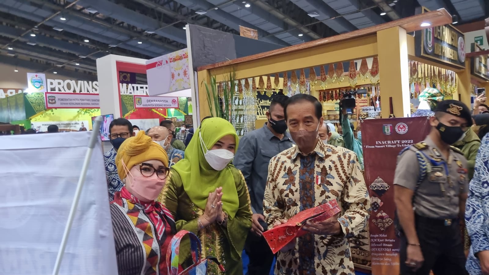 INACRAFT 2022, Presiden Jokowi Apresiasi Produk Kerajinan Tanggamus