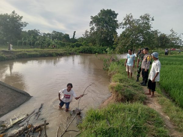 Dua Bocah yang Tenggelam di Sungai Pekon Klaten Dimakamkan Ditempat Berbeda