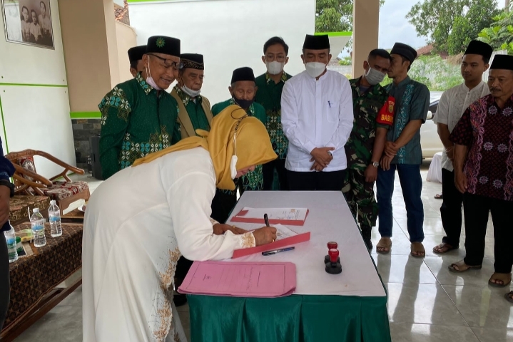 Muhammadiyah Pringsewu Terima Dua Bidang Tanah Wakaf