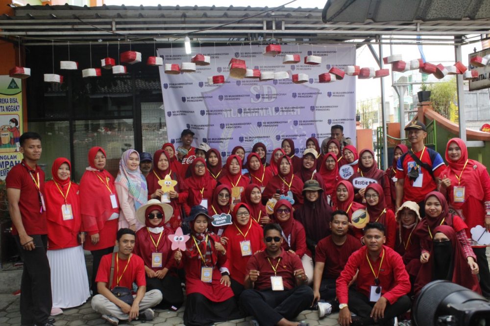 Milad Ke 65, SD Muhammadiyah Pringsewu Gelar Karnaval