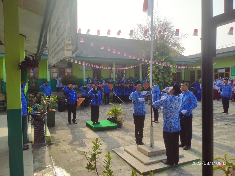 SDN 1 Talangpadang Gelar Upacara HUT RI ke 77