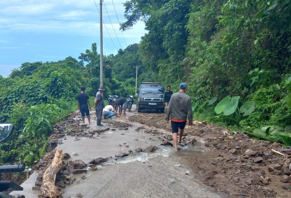 Banjir dan Longsor Terjang Kelumbayan dan Kelumbayan Barat