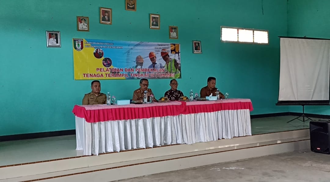 Puluhan Tenaga Kontruksi di Ambarawa Ikut Pelatihan