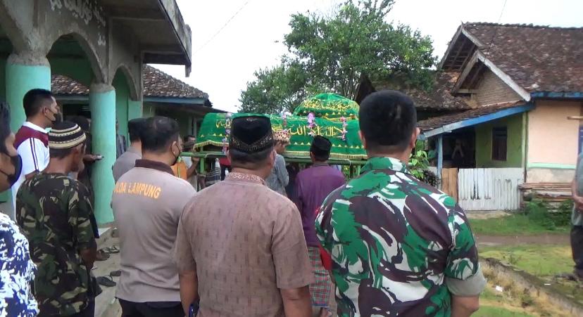 Bermain di Sawah, Remaja Tewas Tersambar Petir