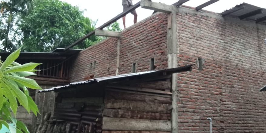 Puting Beliung Rusak 7 Rumah di Pematangsawa