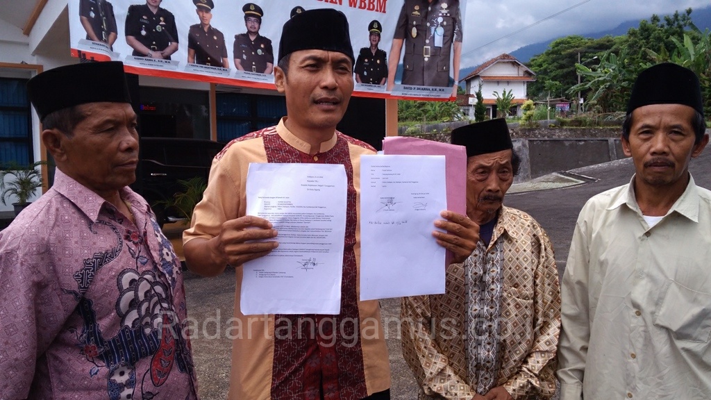 Kakon Dadapan Tanggapi Santai Laporan Mantan Anggota Dewan