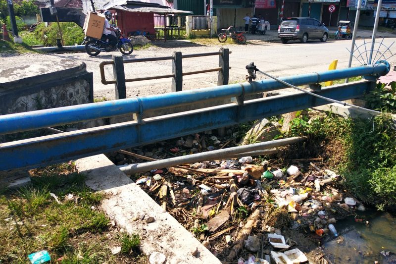 Masih Ada Sungai Kumuh