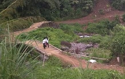 Warga Tagih Janji Bupati, Bangun Jembatan Atarlebar